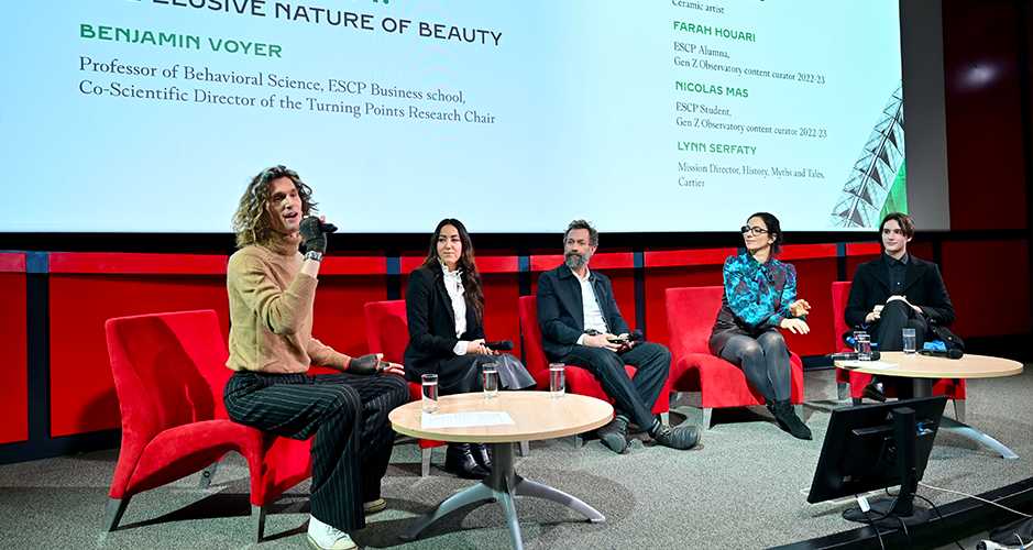 ESCP Professor Ben Voyer with Farah Houari, ESCP alumni, Emmanuel Boos, Ceramic artist, Lynn Serfaty at Cartier and Nicolas Mas, ESCP student - Cartier - ESCP - HEC Paris Turning Points Chair Cross-generational Dialogues March 2024