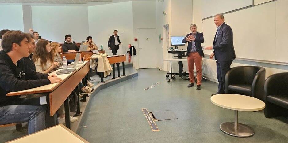  Alain Rauscher, co-founder and CEO of Antin Infrastructure Partners, and an HEC graduate, delivered a very inspirational talk to HEC Paris students as part of the Antin IP Private Equity and Infrastructure Certificate. 